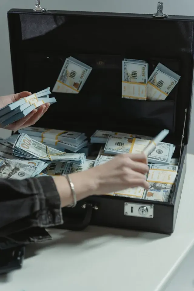 Как избежать обременения авто при займе